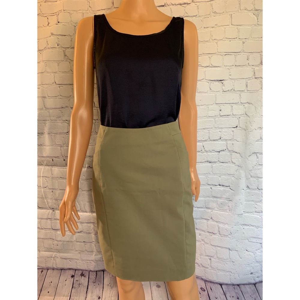 H&M Olive Green Pencil Skirt size 6
